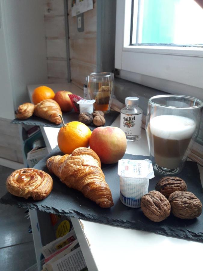 Logement De Charme Coinches エクステリア 写真
